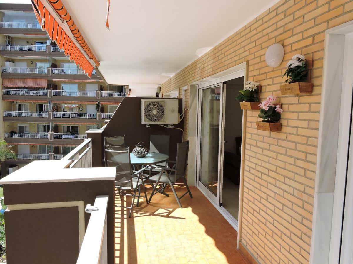 푸엔히롤라 Palm Beach 아파트 외부 사진