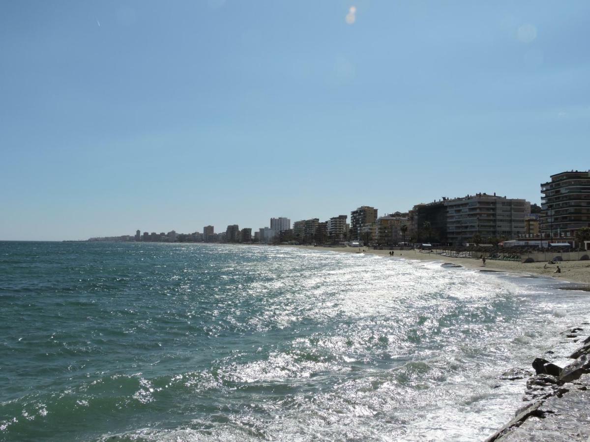 푸엔히롤라 Palm Beach 아파트 외부 사진